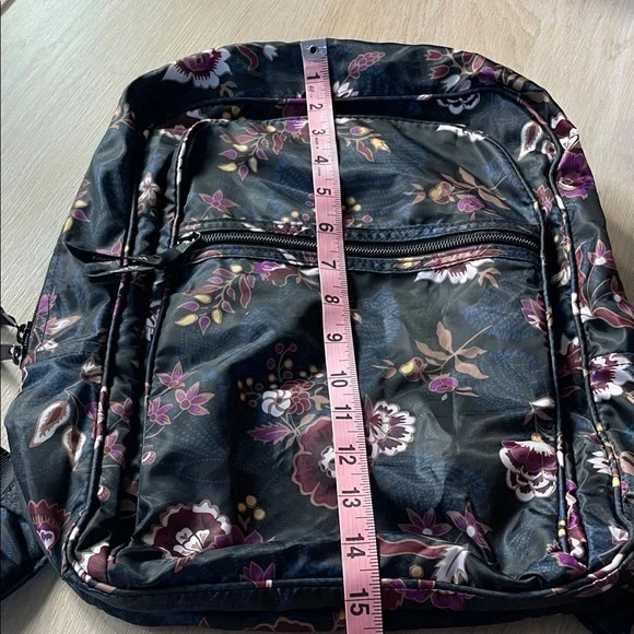 💙 Vera Bradley “Garden Dream” packable backpack - Picture 7 of 16